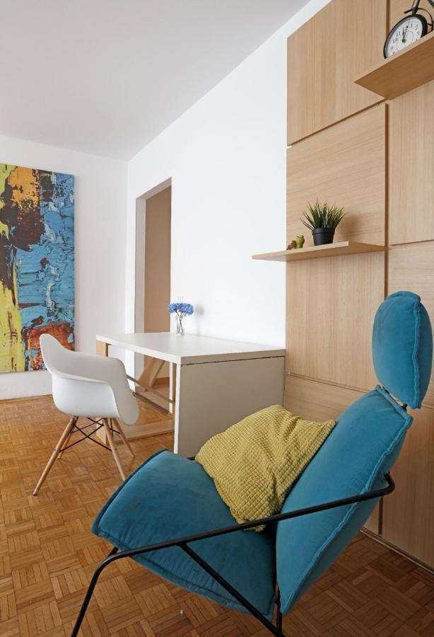 Lovely 2 Bedroom Near Old Town Appartamento